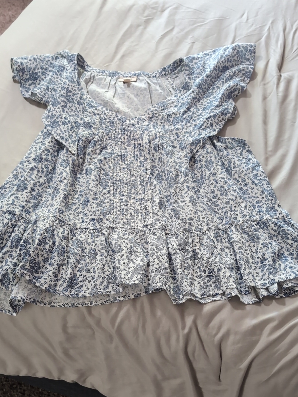 a.n.a White and Light Blue Floral Ruffle Blouse